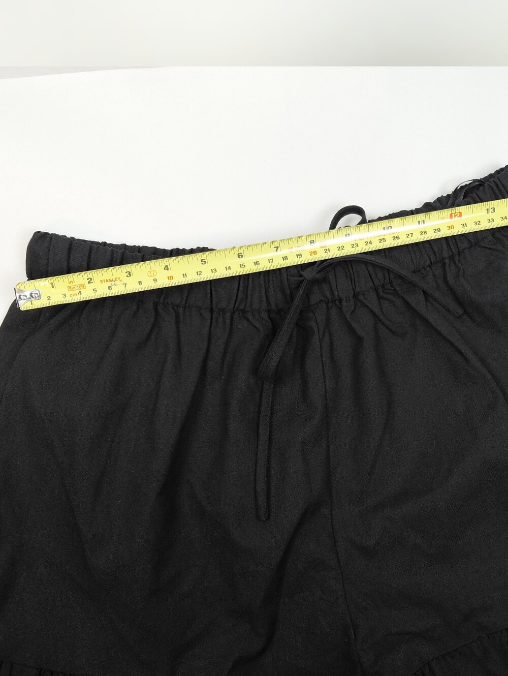 Commense Ruffle Shorts Size Large Black Drawstring - Picture 3 of 8